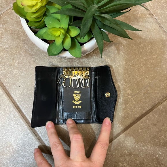 Vintage Gucci Key Case - Picture 4 of 7